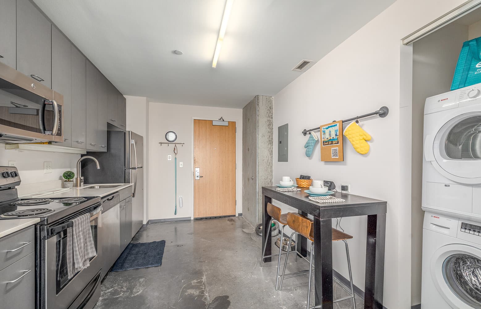 evo-at-cira-centre-south-philadelphia-pa-2bd-2ba—862-sq-ft-(1)