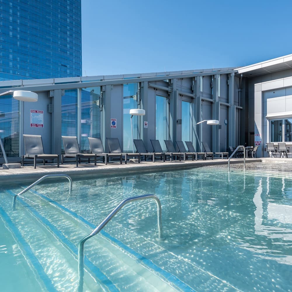 evo-at-cira-centre-south-philadelphia-pa-building-photo-(14)